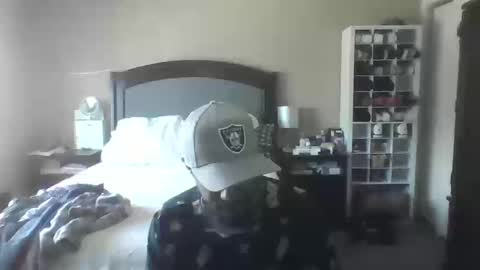 Gifted online show from 10-18-25, 02:18