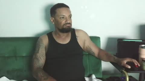 Snapshot of gifted_bucknasty chatting on 06-25-26, 02:11 Gifted online show from 06-25-26, 02:11