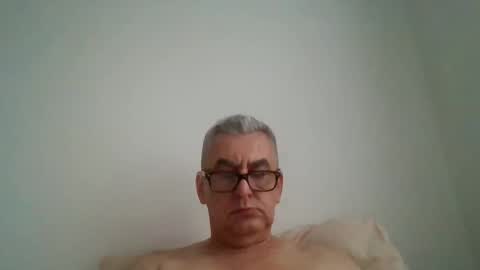 Snapshot of gigi1970 chatting on 12-25-24, 01:09 gigi1970 online show from 12-25-24, 01:09