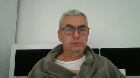 Snapshot of gigi1970 chatting on 10-11-25, 10:25 gigi1970 online show from 10-11-25, 10:25