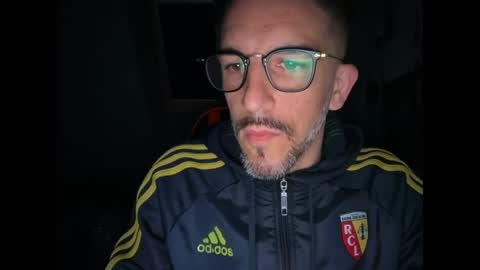 Gigi online show from 05-04-26, 02:18
