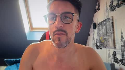 Gigi online show from 05-09-26, 04:12