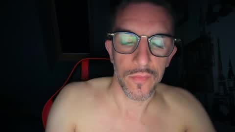 Gigi online show from 05-22-26, 01:35