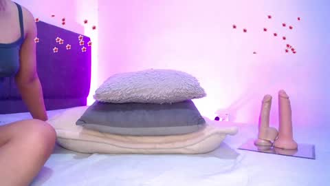 alizzon  online show from 01-12-25, 11:36