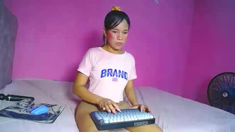 GIGI STCOTT online show from 05-18-26, 12:29