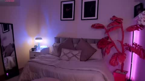 Snapshot of gigi_strawberry chatting on 05-16-26, 05:37 GIGI online show from 05-16-26, 05:37