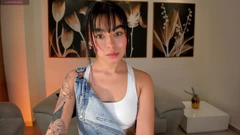 GIGI online show from 12-31-24, 11:42