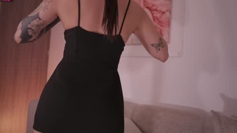 GIGI online show from 02-04-25, 05:21