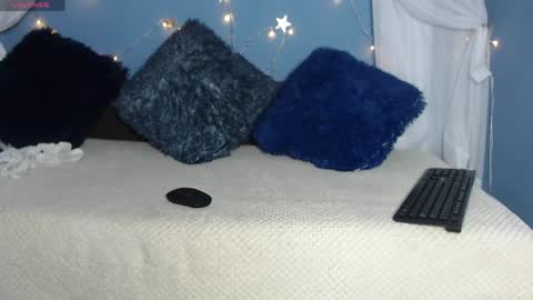gigimle online show from 05-26-26, 01:18