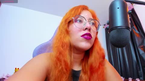 gigimooon online show from 02-10-26, 01:43