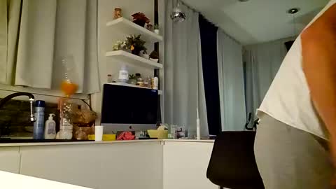 gigis111 online show from 01-19-25, 11:32