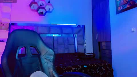Snapshot of gigitremblay chatting on 03-21-26, 01:10 gigitremblay online show from 03-21-26, 01:10