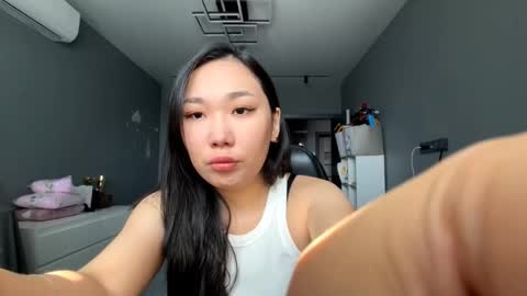 Snapshot of gilbertedietert chatting on 03-04-26, 03:01 Agatha online show from 03-04-26, 03:01