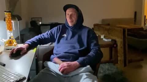 Sebastian online show from 02-16-25, 04:09