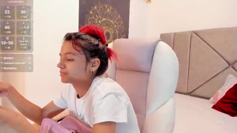 Snapshot of gimenalara chatting on 02-22-25, 07:14 Gimena online show from 02-22-25, 07:14