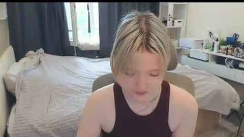 Klara online show from 07-14-26, 10:32