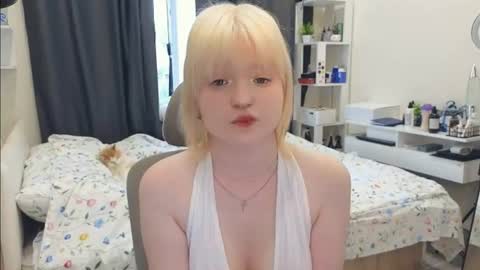 Klara online show from 07-20-26, 02:15