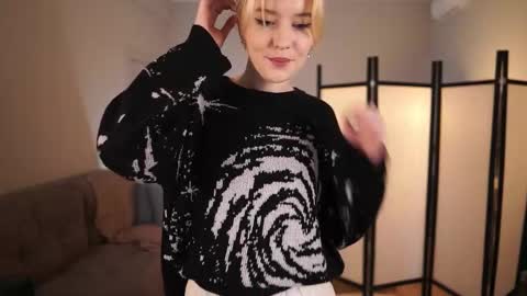 Snapshot of gin_yoon chatting on 11-14-25, 06:34 Gin online show from 11-14-25, 06:34