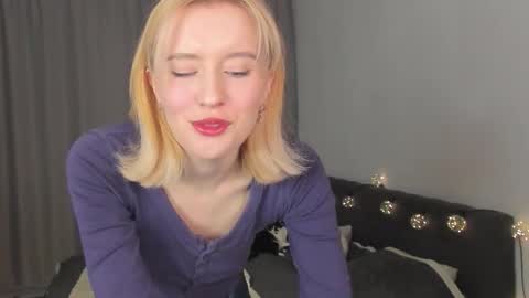 Snapshot of gin_yoon chatting on 11-28-25, 06:27 Gin online show from 11-28-25, 06:27