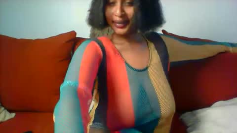 Snapshot of gina953260 chatting on 02-26-26, 11:20 gina online show from 02-26-26, 11:20