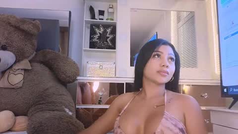 O GINA AND AKEMI    online show from 12-12-24, 04:26