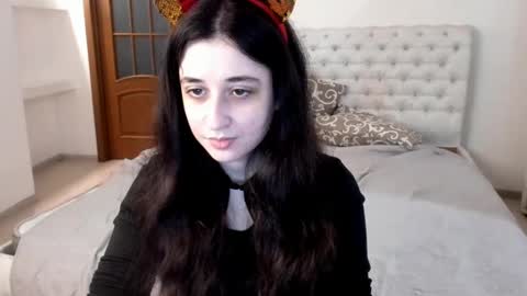 Snapshot of ginablum chatting on 12-24-24, 10:22 Kate online show from 12-24-24, 10:22