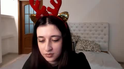 Snapshot of ginablum chatting on 01-04-25, 01:42 Kate online show from 01-04-25, 01:42