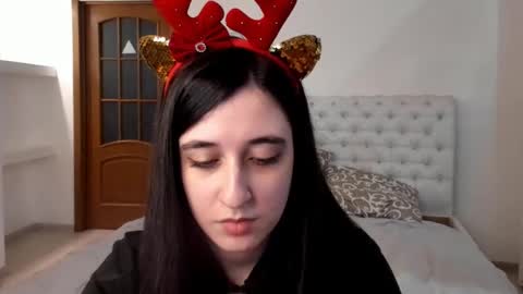 Snapshot of ginablum chatting on 01-05-25, 10:32 Kate online show from 01-05-25, 10:32