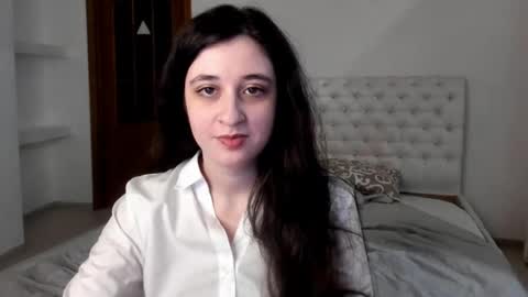 Snapshot of ginablum chatting on 01-10-25, 12:04 Kate online show from 01-10-25, 12:04