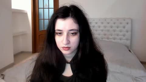 Snapshot of ginablum chatting on 01-12-25, 08:57 Kate online show from 01-12-25, 08:57