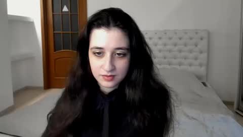 Snapshot of ginablum chatting on 01-17-25, 09:39 Kate online show from 01-17-25, 09:39