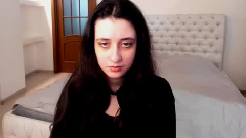 Snapshot of ginablum chatting on 02-04-25, 09:28 Kate online show from 02-04-25, 09:28