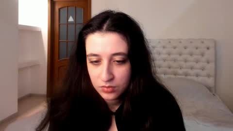 Snapshot of ginablum chatting on 02-08-25, 01:33 Kate online show from 02-08-25, 01:33