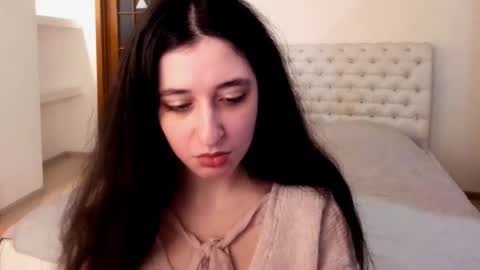 Snapshot of ginablum chatting on 02-11-25, 11:54 Kate online show from 02-11-25, 11:54