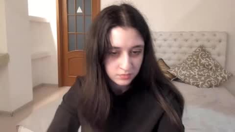 Snapshot of ginablum chatting on 02-28-25, 01:25 Kate online show from 02-28-25, 01:25