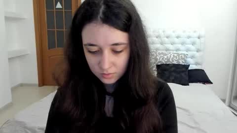 Snapshot of ginablum chatting on 09-21-25, 08:16 Kate online show from 09-21-25, 08:16