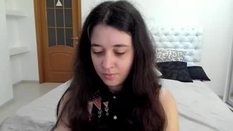 Snapshot of ginablum chatting on 09-22-25, 09:00 Kate online show from 09-22-25, 09:00