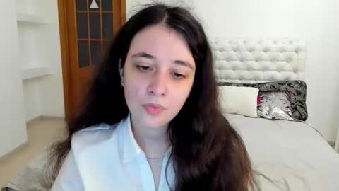 Snapshot of ginablum chatting on 10-09-25, 09:18 Kate online show from 10-09-25, 09:18