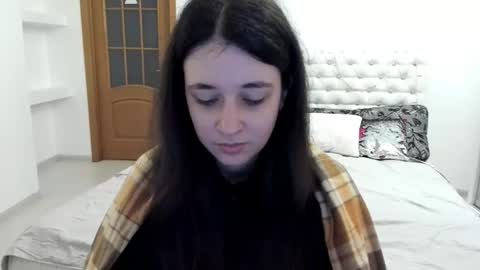 Snapshot of ginablum chatting on 10-13-25, 08:58 Kate online show from 10-13-25, 08:58