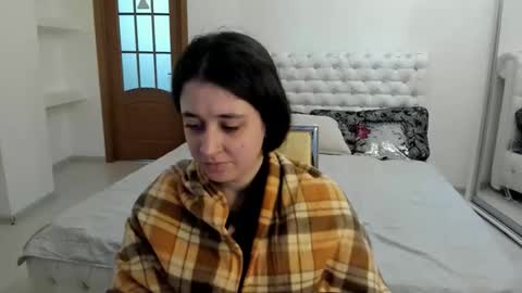 Snapshot of ginablum chatting on 10-23-25, 09:19 Kate online show from 10-23-25, 09:19