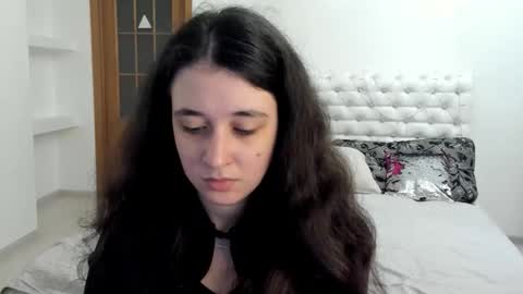 Snapshot of ginablum chatting on 10-24-25, 09:06 Kate online show from 10-24-25, 09:06