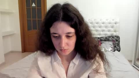 Snapshot of ginablum chatting on 11-02-25, 09:22 Kate online show from 11-02-25, 09:22