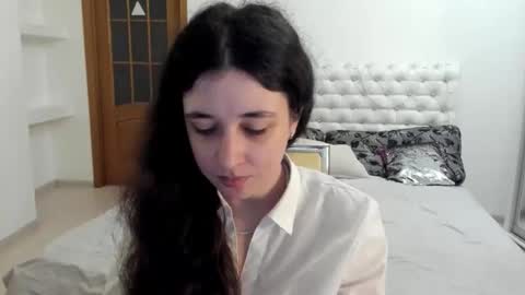 Snapshot of ginablum chatting on 11-11-25, 08:03 Kate online show from 11-11-25, 08:03