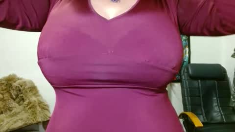 GinaONeon online show from 04-23-26, 08:24