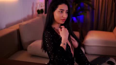 Snapshot of ginavalentinna chatting on 02-27-25, 11:04 Gina online show from 02-27-25, 11:04