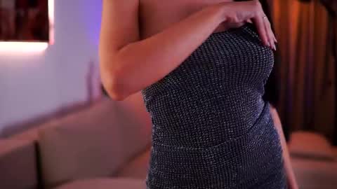 Snapshot of ginavalentinna chatting on 03-06-25, 11:31 Gina online show from 03-06-25, 11:31