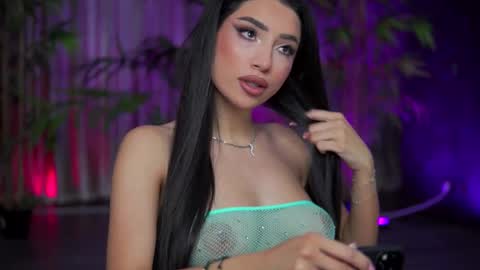 Gina online show from 10-22-25, 06:51