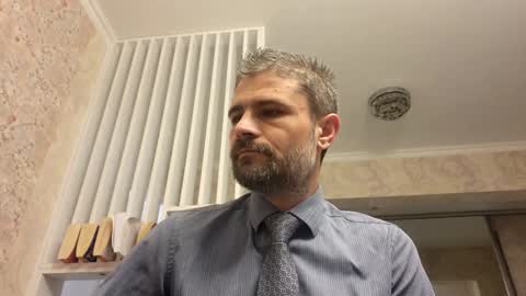 Snapshot of gindrie chatting on 02-26-25, 01:43 Gabriel online show from 02-26-25, 01:43