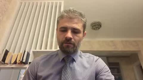 Snapshot of gindrie chatting on 03-03-25, 10:52 Gabriel online show from 03-03-25, 10:52