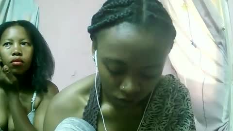 Snapshot of ginette9794 chatting on 10-12-25, 04:11 Ginette9794 online show from 10-12-25, 04:11